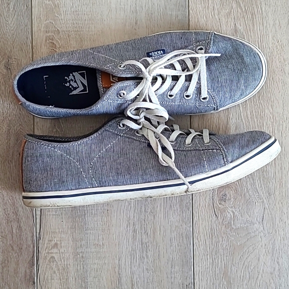 Women's size 10 Vans - Picture 3 of 3